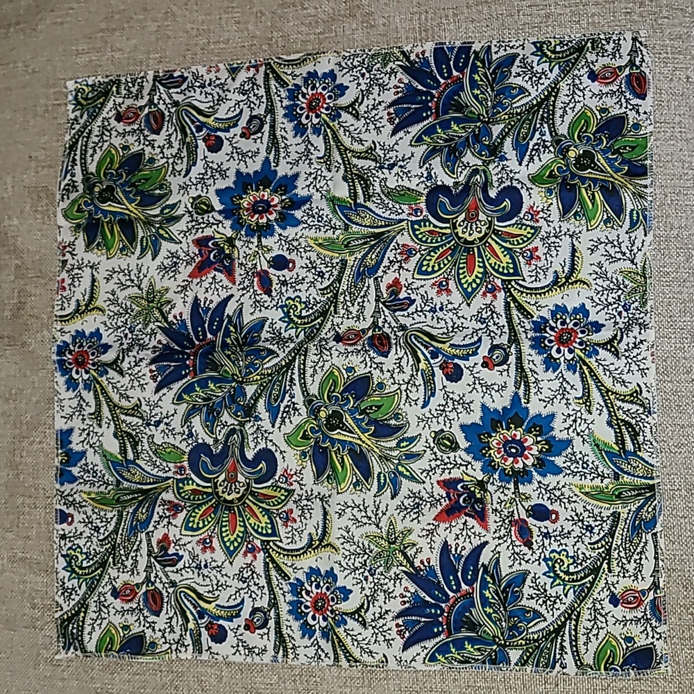 Lush cosmetics knot wrap